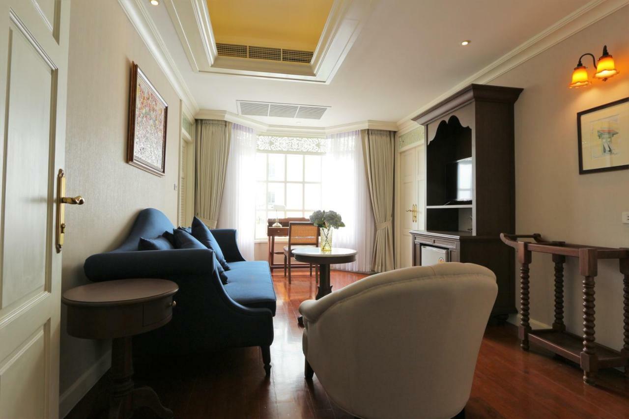Hiranyakul House Hotel Bangkok Exterior photo